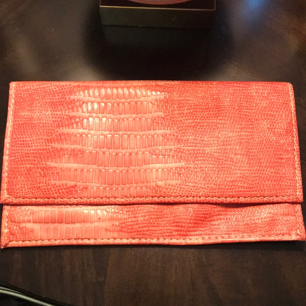 NWOT LOFT Soft Clutch
